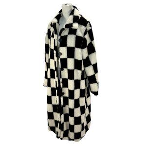 Cozy Black & White Checkerboard Teddy Sherpa Long Coat, NWOT